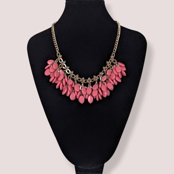 V. SHB Pink Dangle Statement Necklace - Picture 2 of 5